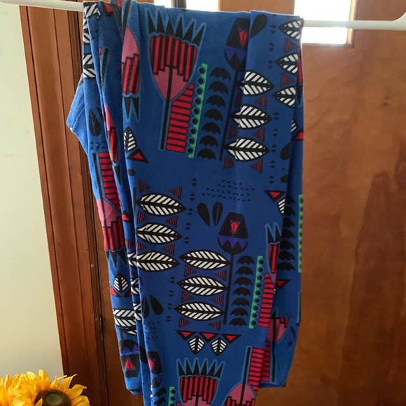 LuLaRoe Pants - LuLaRoe TC Leggings LuLaRoe Pants - LuLaRoe TC Leggings